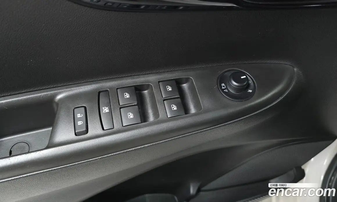 Chevrolet Spark 2019 1.0 автомат (гидро), фото 24
