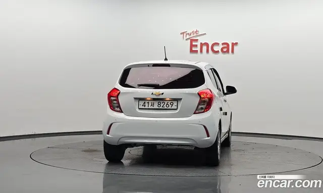 Chevrolet Spark 2019 1.0 автомат (гидро), миниатюра 3