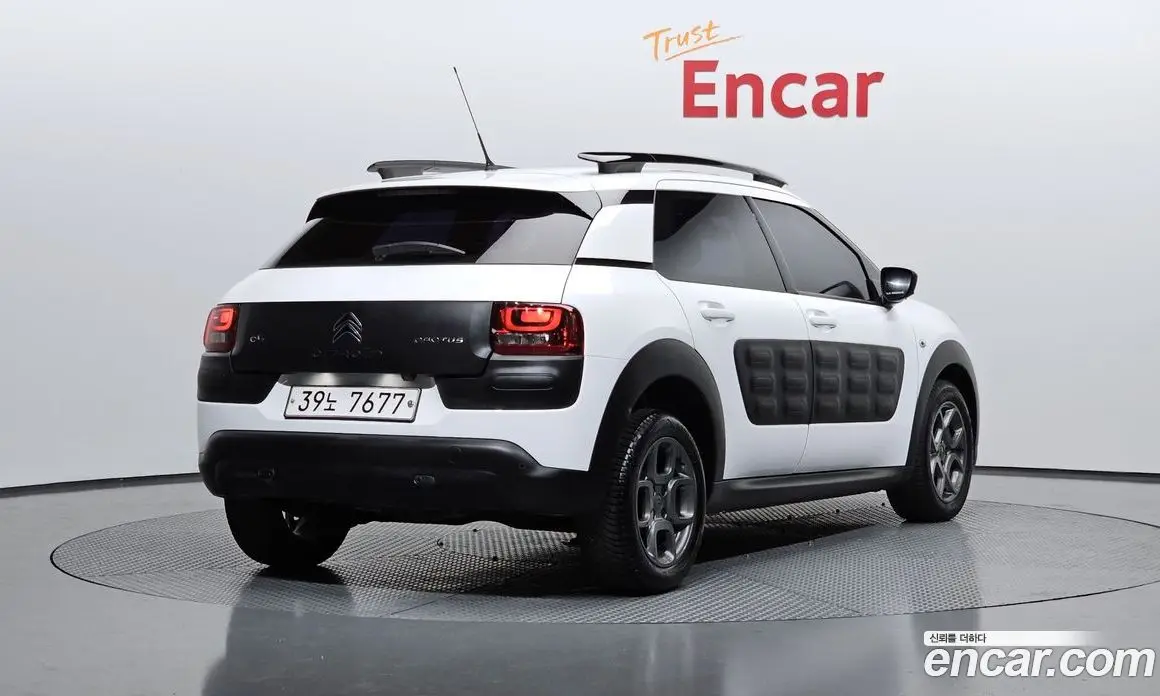 Citroen C4 Cactus 2018 1.6 автомат (гидро), фото 2 Citroen C4 Cactus 2018 1.6 автомат (гидро), фото 2