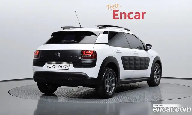 Citroen C4 Cactus 2018 1.6 автомат (гидро), миниатюра 2 Citroen C4 Cactus 2018 1.6 автомат (гидро), миниатюра 2