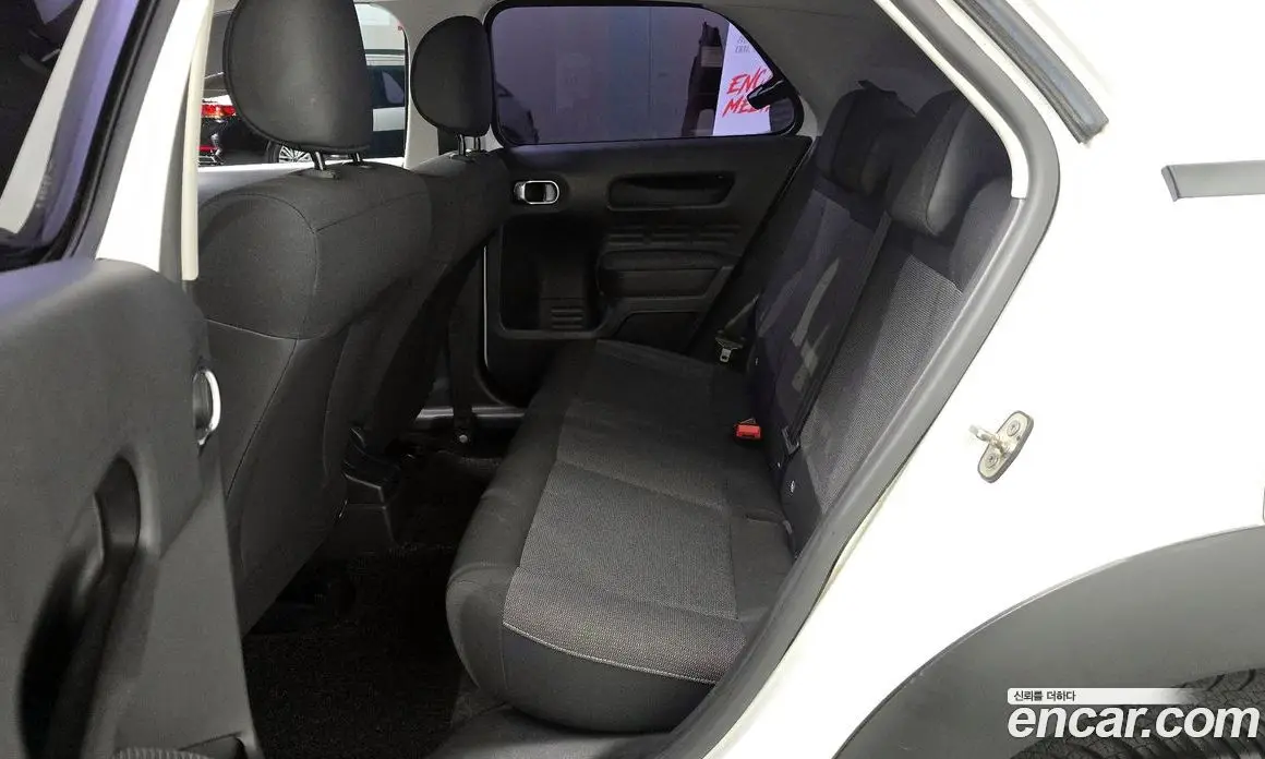 Citroen C4 Cactus 2018 1.6 автомат (гидро), фото 18 Citroen C4 Cactus 2018 1.6 автомат (гидро), фото 18
