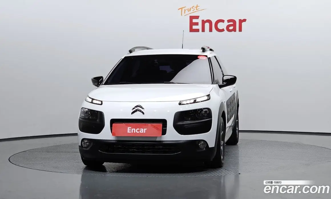 Citroen C4 Cactus 2018 1.6 автомат (гидро), фото 3 Citroen C4 Cactus 2018 1.6 автомат (гидро), фото 3