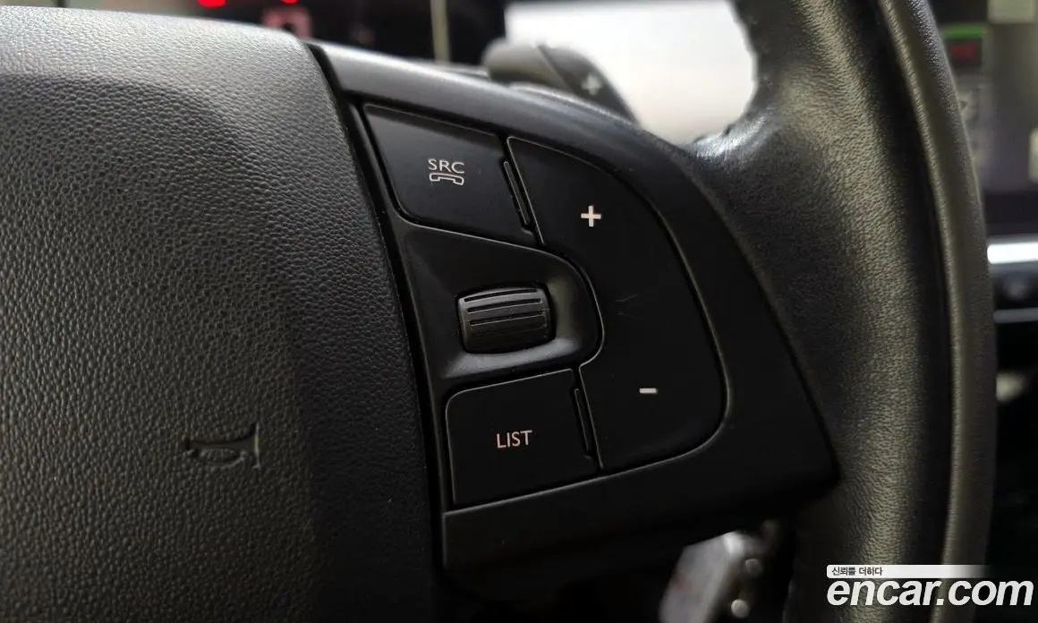 Citroen C4 Cactus 2018 1.6 автомат (гидро), фото 31 Citroen C4 Cactus 2018 1.6 автомат (гидро), фото 31