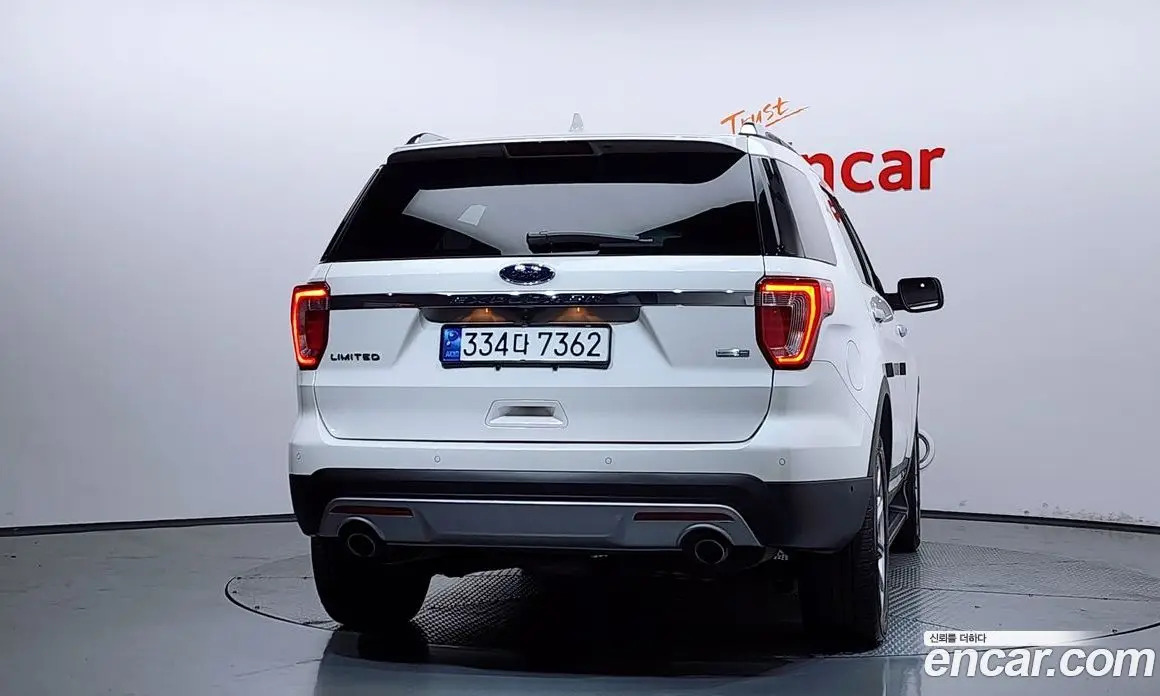 Ford Explorer 2016 2.3 автомат (гидро), фото 4