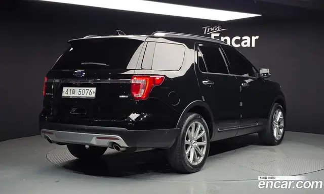 Ford Explorer 2017 2.3 автомат (гидро), миниатюра 2