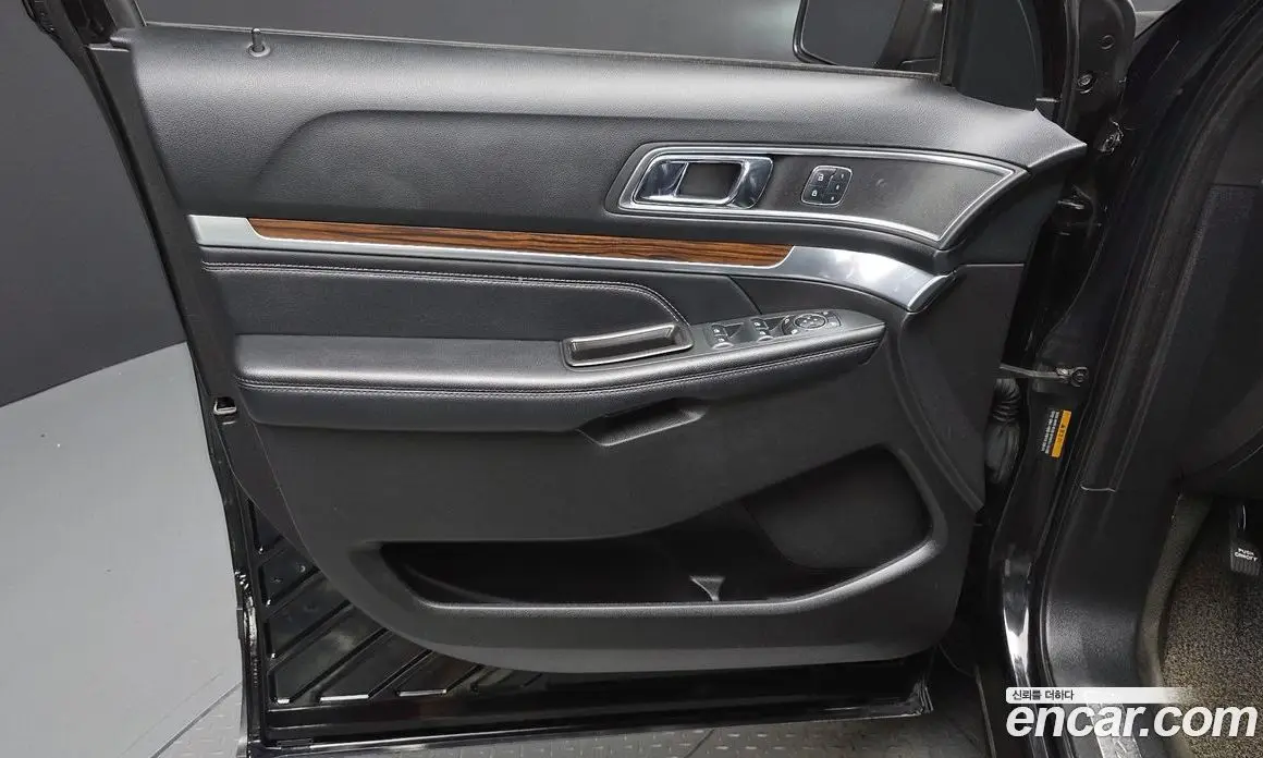 Ford Explorer 2017 2.3 автомат (гидро), фото 14