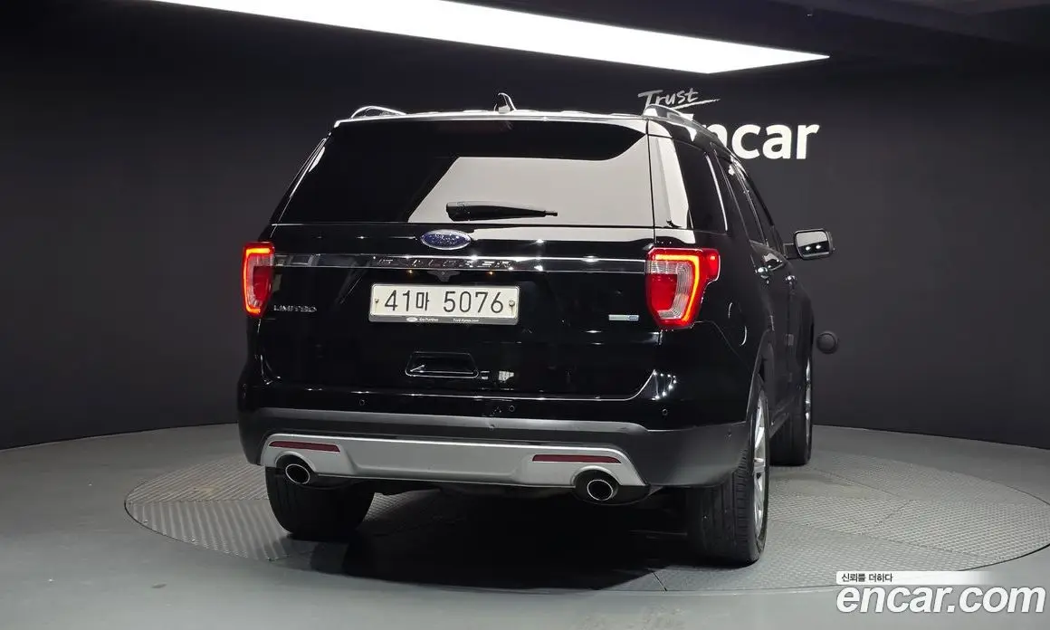 Ford Explorer 2017 2.3 автомат (гидро), фото 4