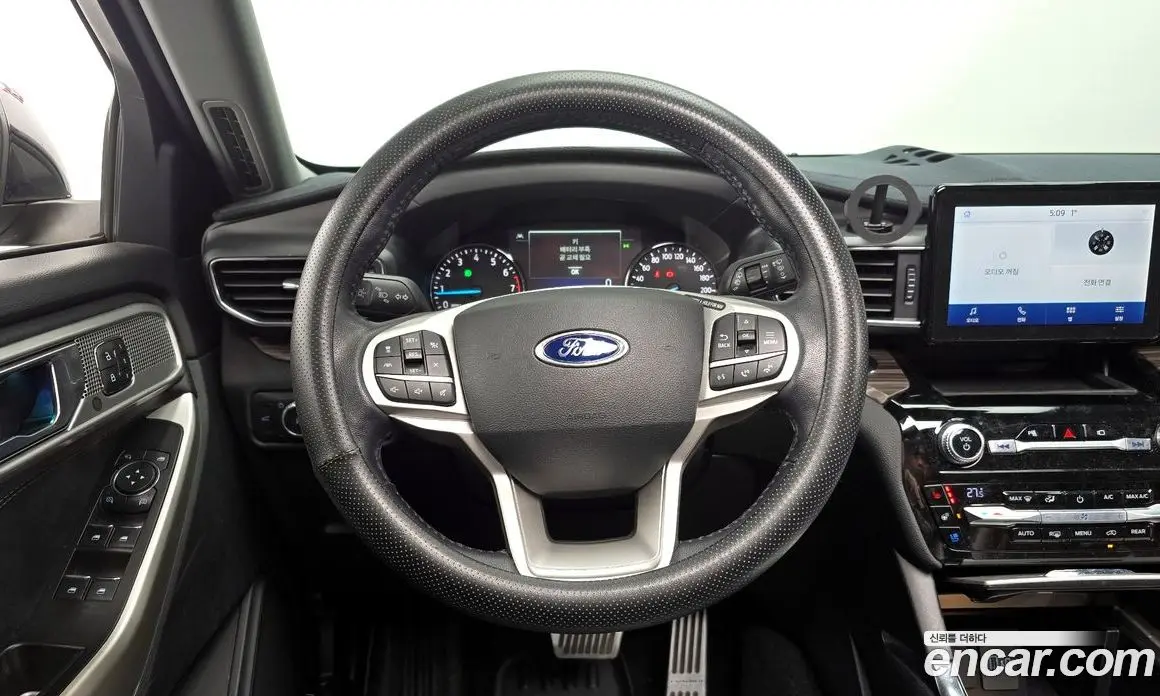 Ford Explorer 2021 2.3 автомат (гидро), фото 13