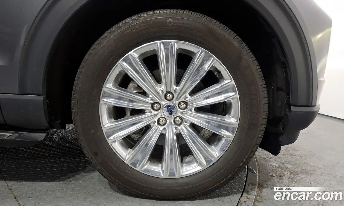 Ford Explorer 2021 2.3 автомат (гидро), фото 5