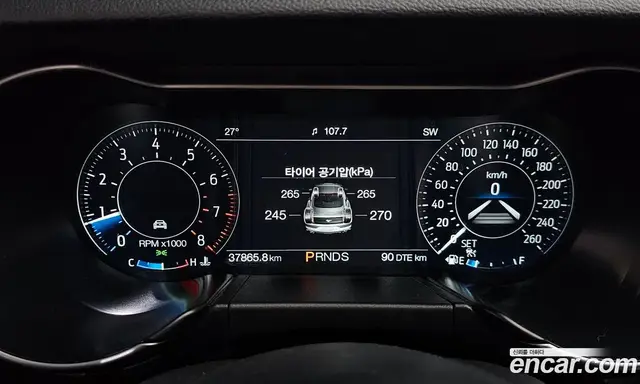 Ford Mustang 2022 2.3 автомат (гидро), миниатюра 10