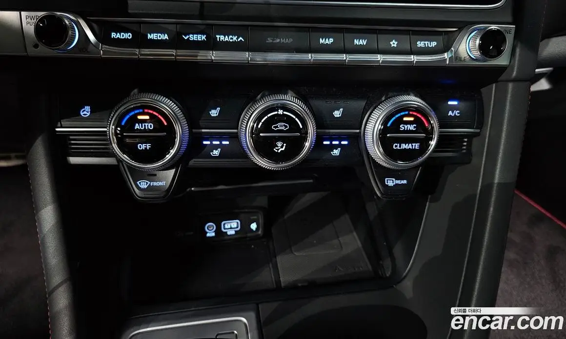 Genesis G70 2018 3.3 автомат (гидро), фото 22