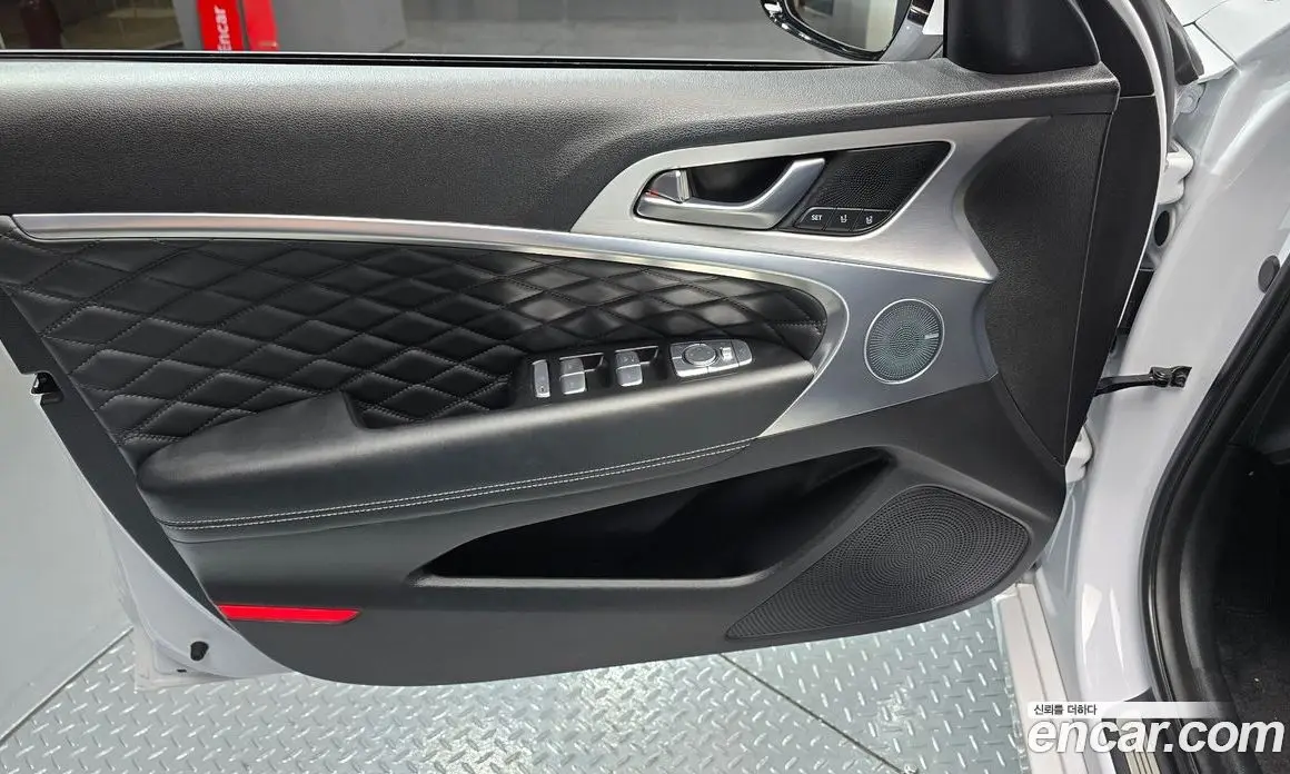 Genesis G70 2019 2.0 автомат (гидро), фото 14