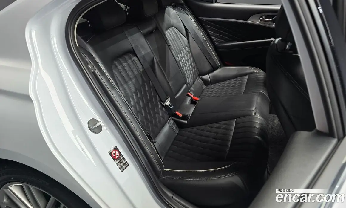 Genesis G70 2019 2.0 автомат (гидро), фото 17