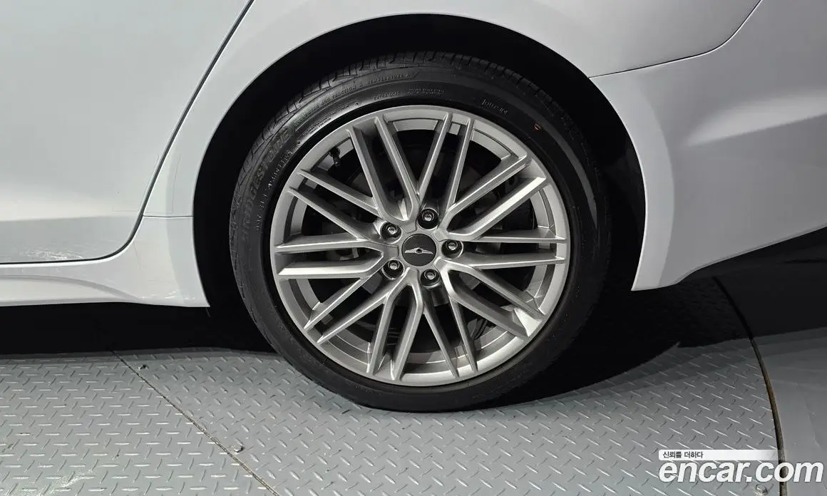 Genesis G70 2019 2.0 автомат (гидро), фото 7