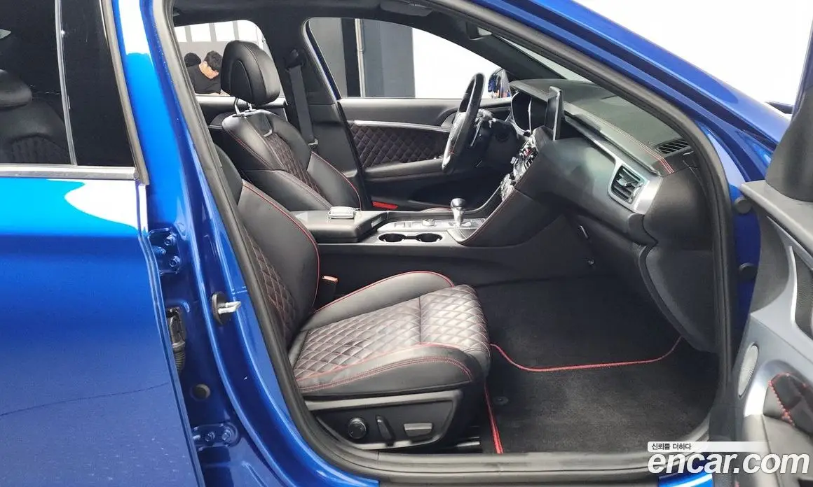 Genesis G70 2020 3.3 автомат (гидро), фото 16