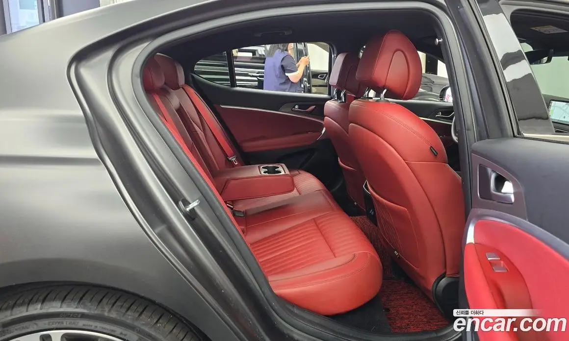 Genesis G70 2023 2.5 автомат (гидро), фото 11