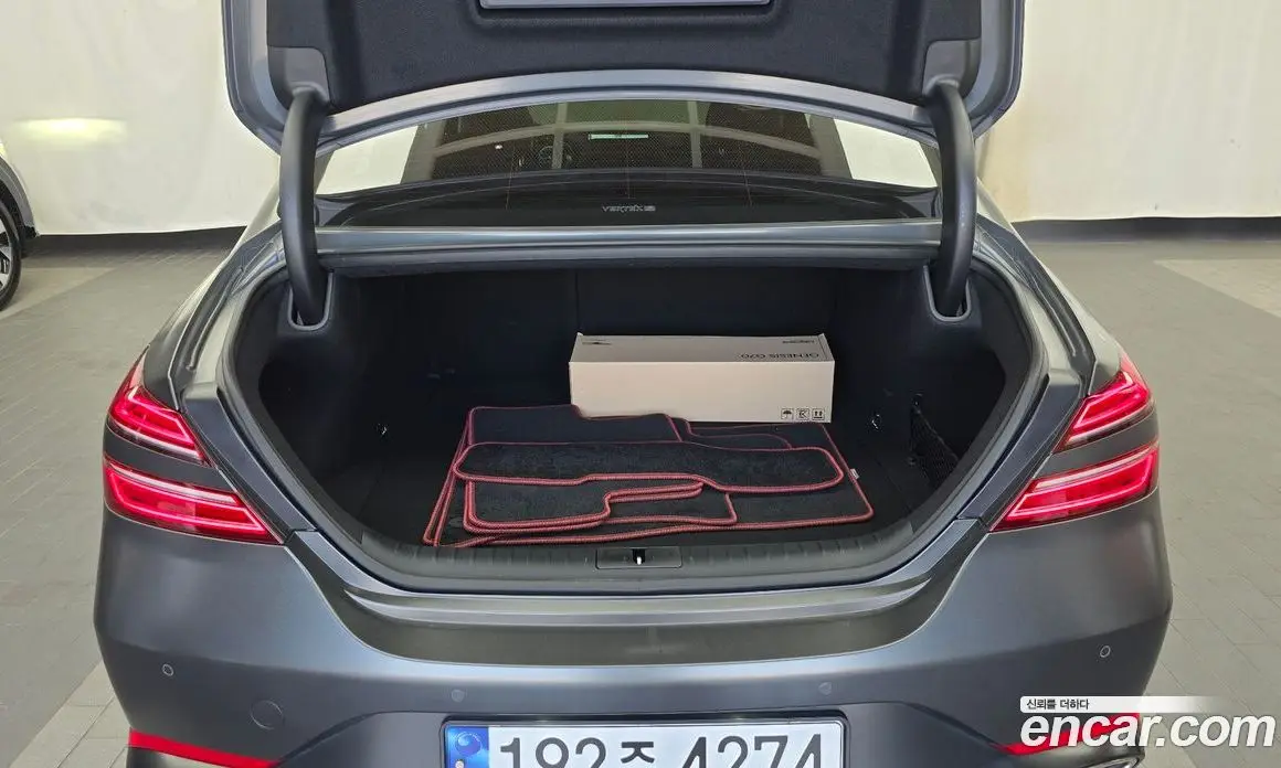 Genesis G70 2023 2.5 автомат (гидро), фото 20