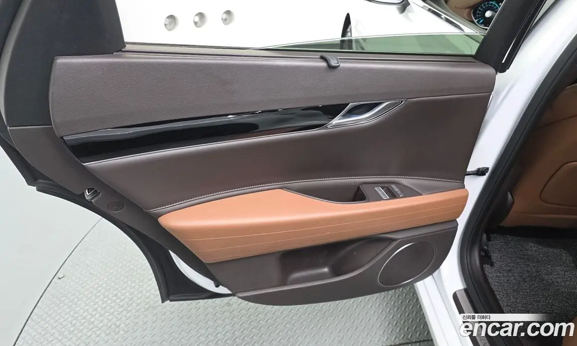 Genesis G80 2023 2.5 автомат (гидро), фото 15