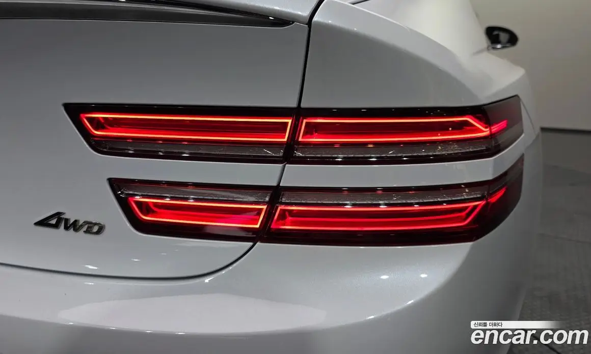 Genesis G80 2023 2.5 автомат (гидро), фото 9