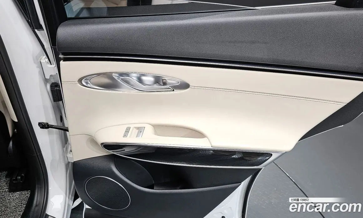 Genesis GV70 2022 2.5 автомат (гидро), фото 14