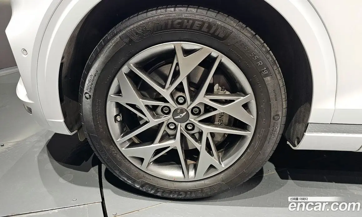 Genesis GV70 2022 2.5 автомат (гидро), фото 4