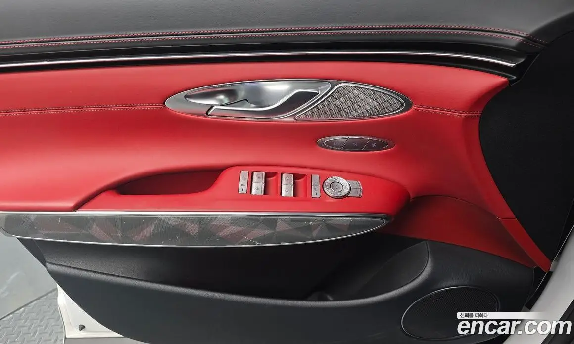 Genesis GV70 2023 2.5 автомат (гидро), фото 13