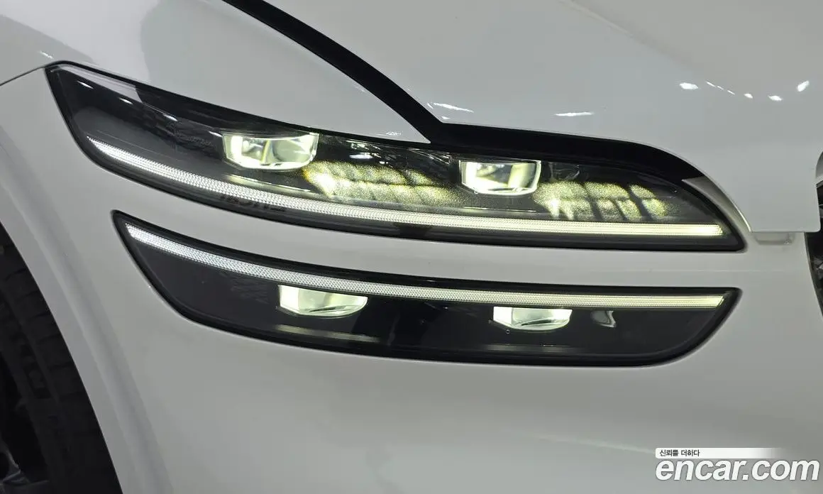 Genesis GV70 2023 2.5 автомат (гидро), фото 7