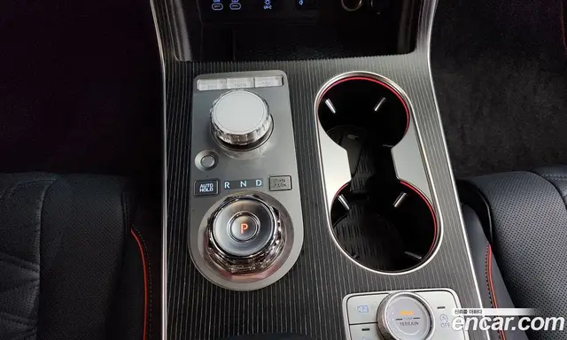 Genesis GV80 2024 2.5 автомат (гидро), миниатюра 12