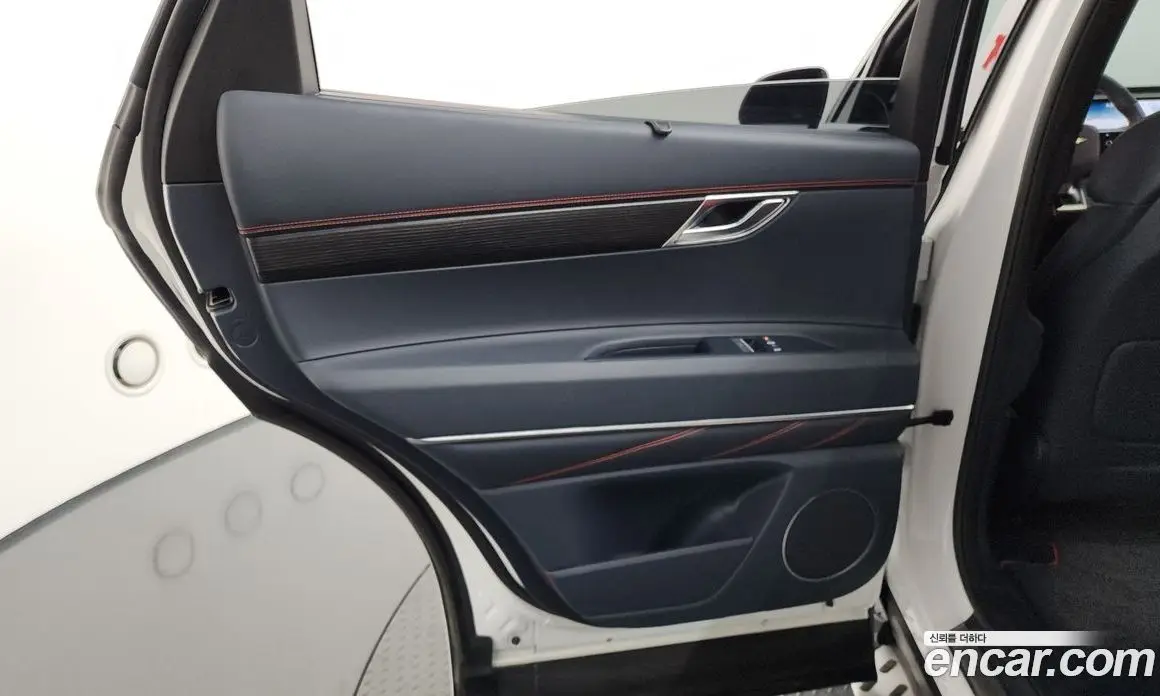 Genesis GV80 2024 2.5 автомат (гидро), фото 15