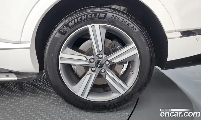 Genesis GV80 2024 2.5 автомат (гидро), миниатюра 7