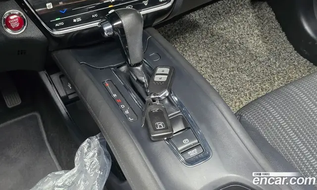 Honda HR-V 2017 1.8 автомат (гидро), миниатюра 11