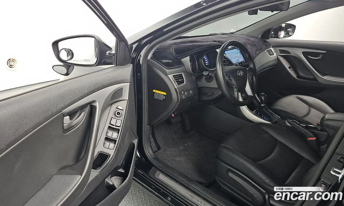 Hyundai Avante 2015 1.6 автомат (гидро), фото 12