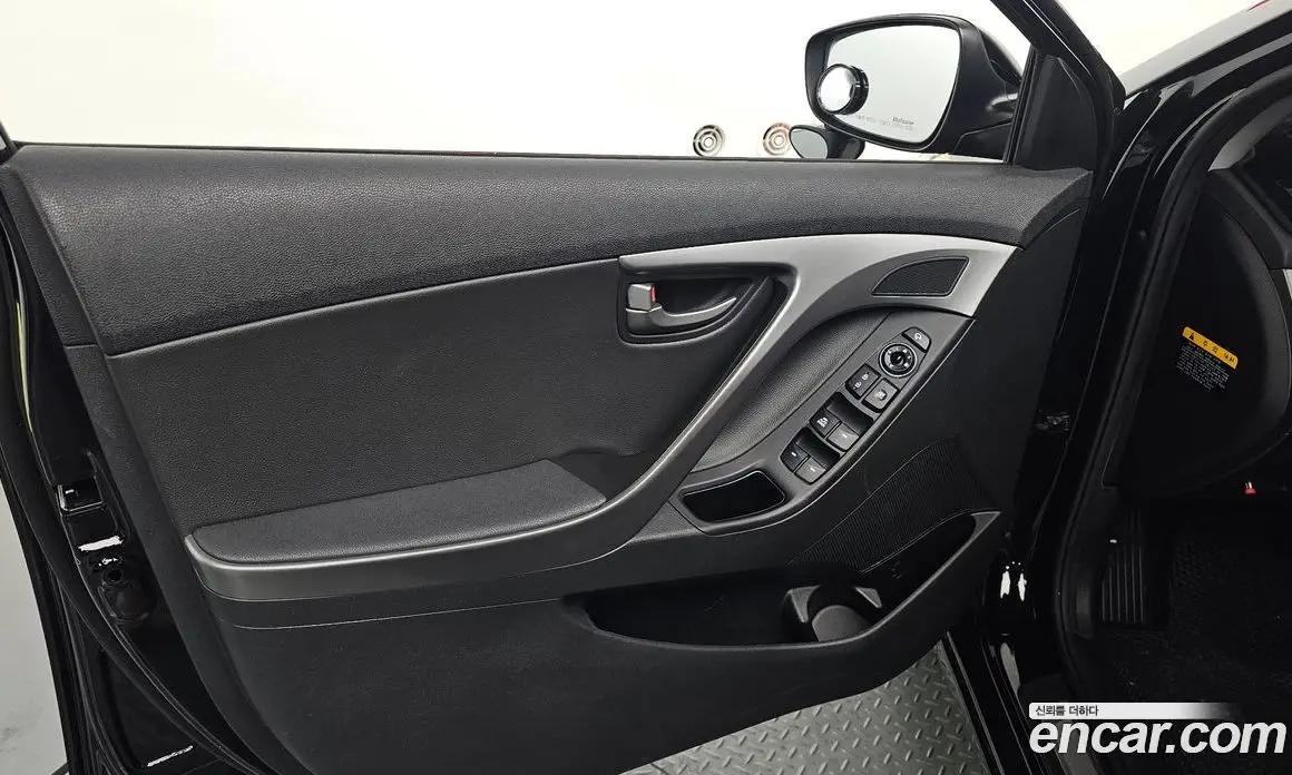 Hyundai Avante 2015 1.6 автомат (гидро), фото 13