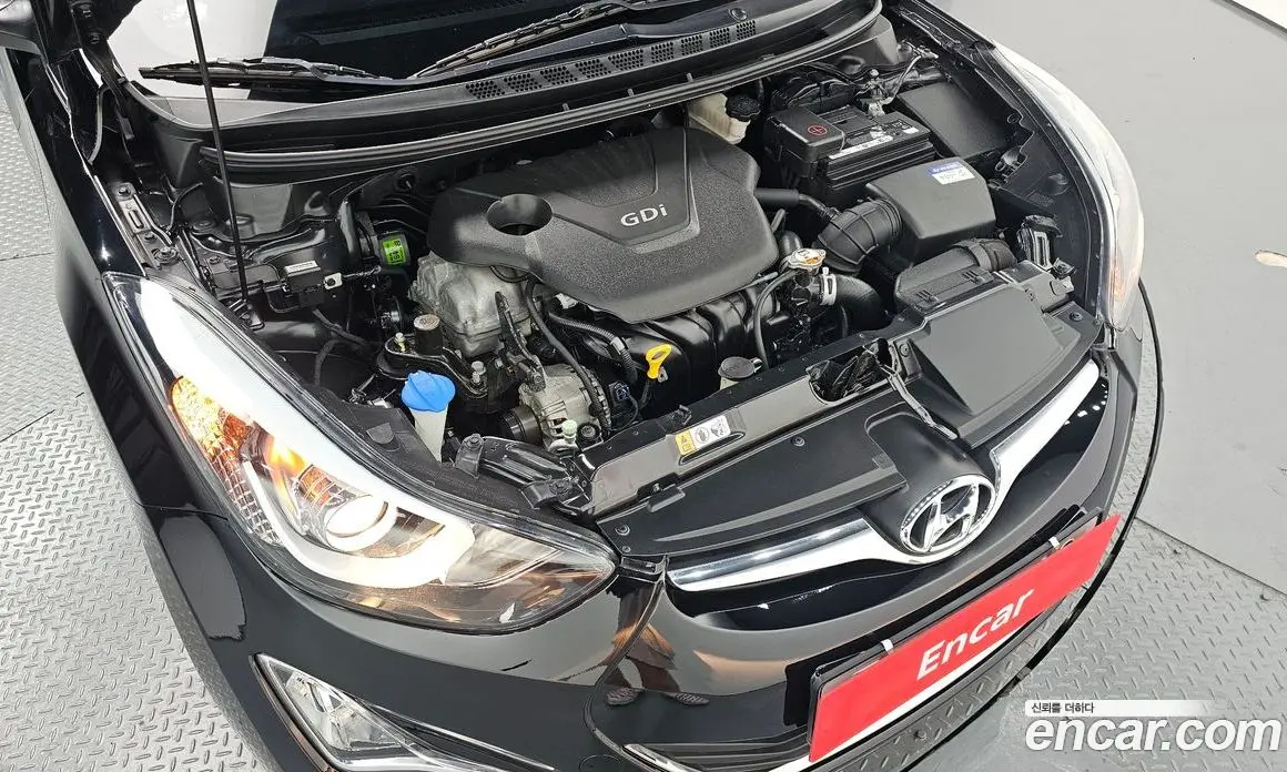 Hyundai Avante 2015 1.6 автомат (гидро), фото 5
