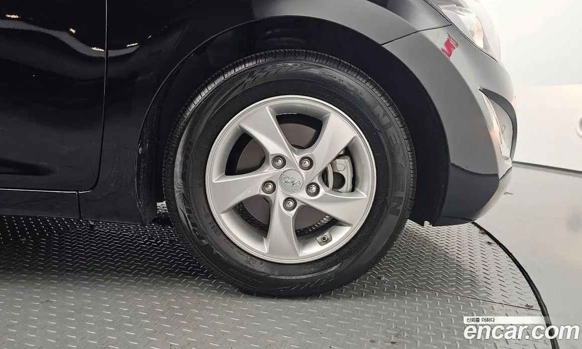 Hyundai Avante 2015 1.6 автомат (гидро), фото 6