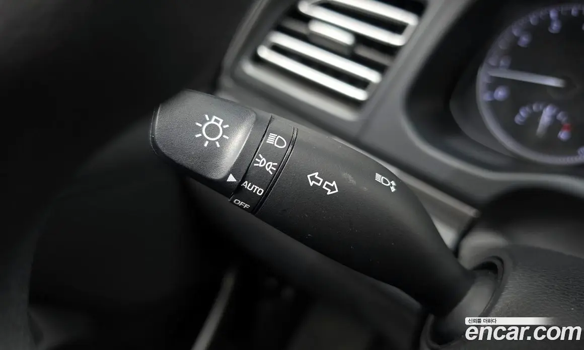 Hyundai Avante 2019 1.6 автомат (гидро), фото 22