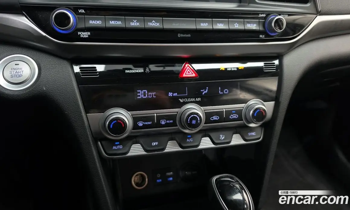 Hyundai Avante 2019 1.6 автомат (гидро), фото 24