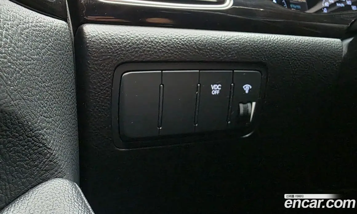Hyundai Genesis 2013 3.3 автомат (гидро), фото 27
