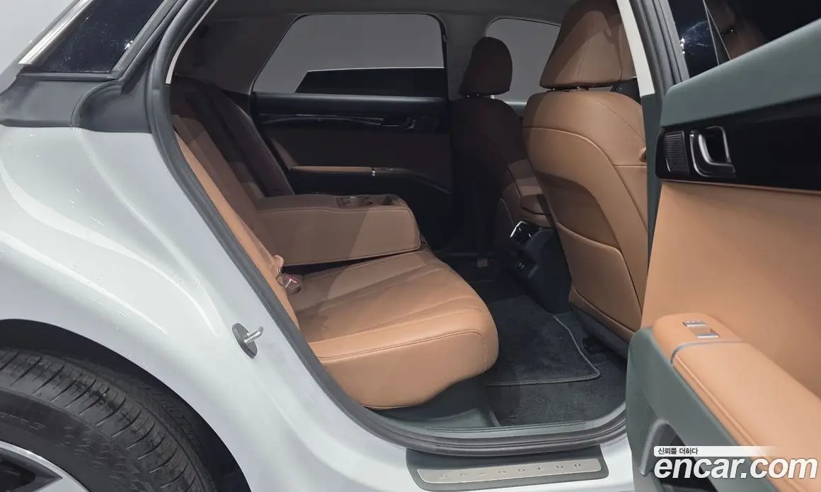Hyundai Grandeur 2024 1.6 автомат (гидро), фото 17