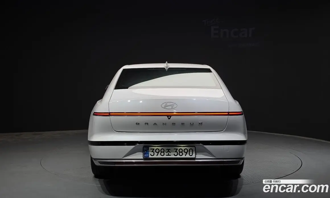 Hyundai Grandeur 2024 1.6 автомат (гидро), фото 4