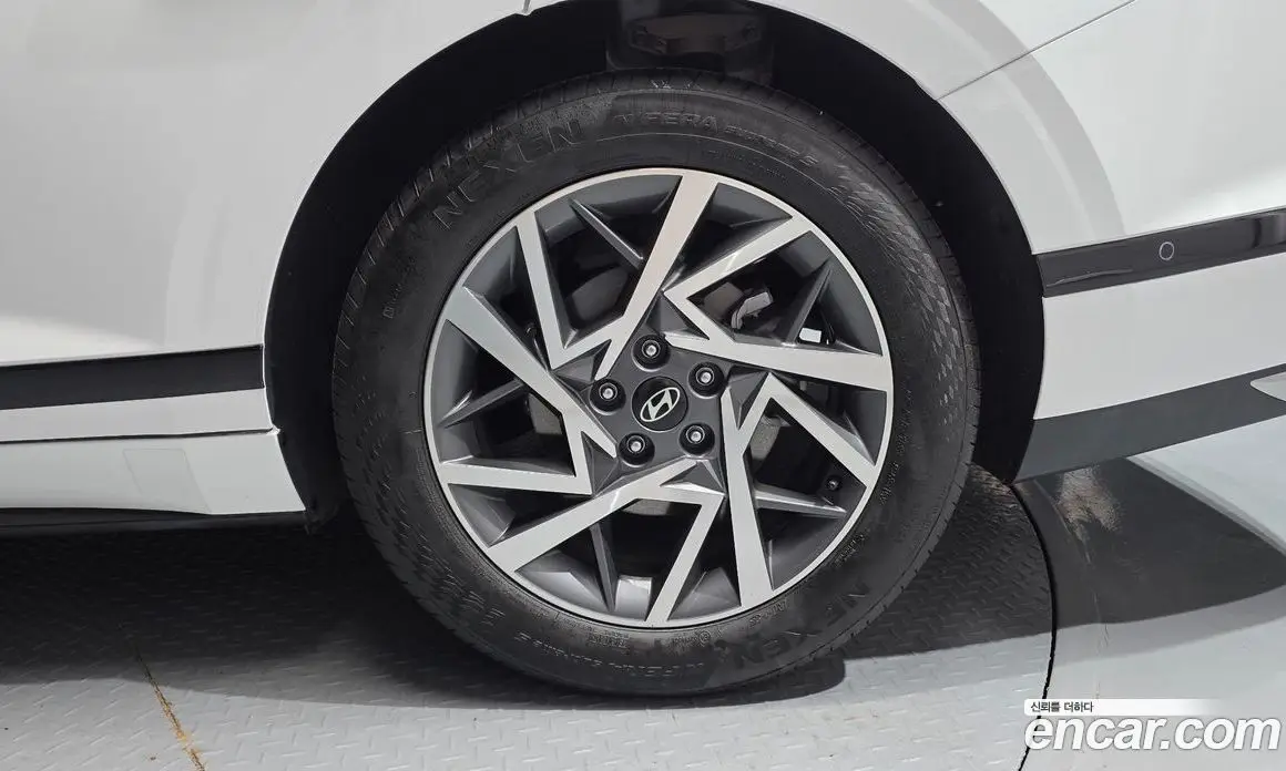 Hyundai Grandeur 2024 1.6 автомат (гидро), фото 7