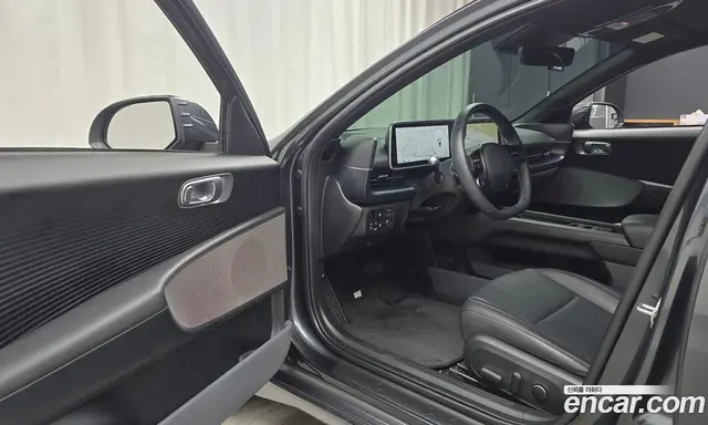 Hyundai Ioniq 6 2023 0.1 автомат (гидро), миниатюра 10