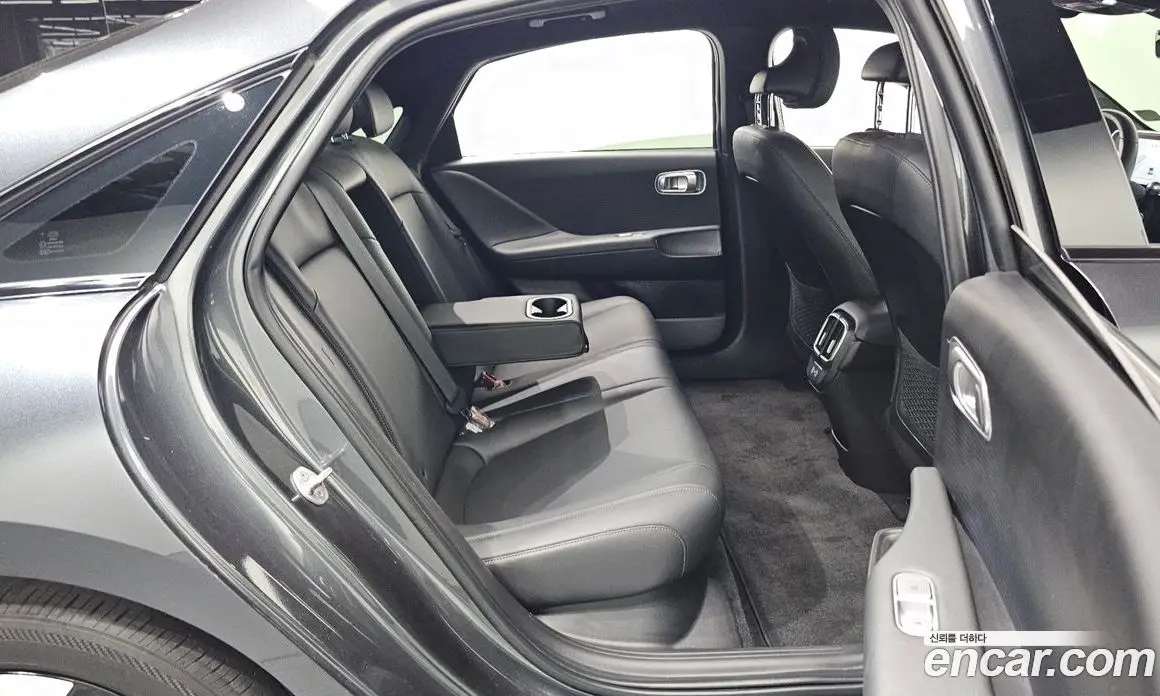 Hyundai Ioniq 6 2023 0.1 автомат (гидро), фото 24