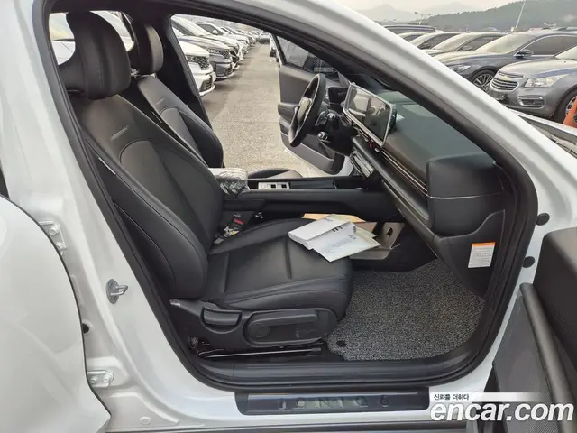Hyundai Ioniq 6 2025 0.1 автомат (гидро), миниатюра 11