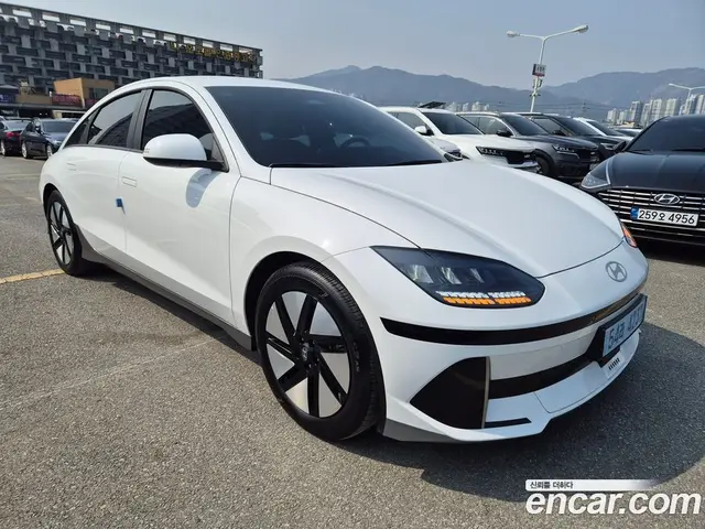 Hyundai Ioniq 6 2025 0.1 автомат (гидро), миниатюра 3