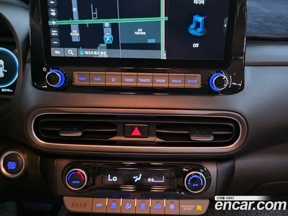 Hyundai Kona 2022 1.6 автомат (гидро), фото 13
