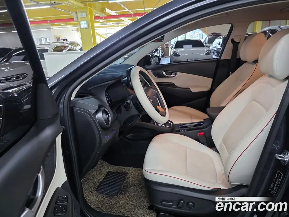 Hyundai Kona 2022 1.6 автомат (гидро), фото 17