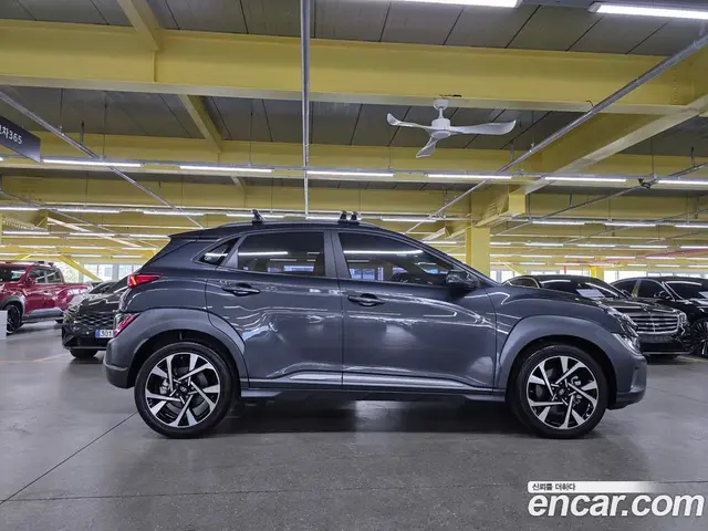 Hyundai Kona 2022 1.6 автомат (гидро), миниатюра 3