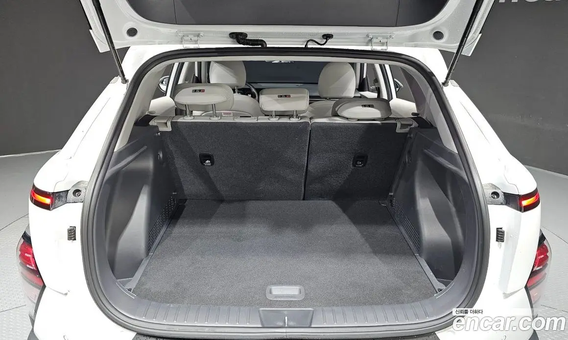 Hyundai Kona 2024 1.6 автомат (гидро), фото 24