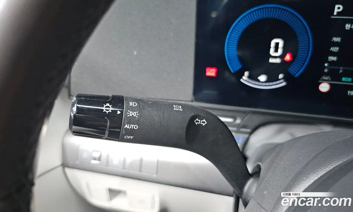 Hyundai Kona 2024 1.6 автомат (гидро), фото 28